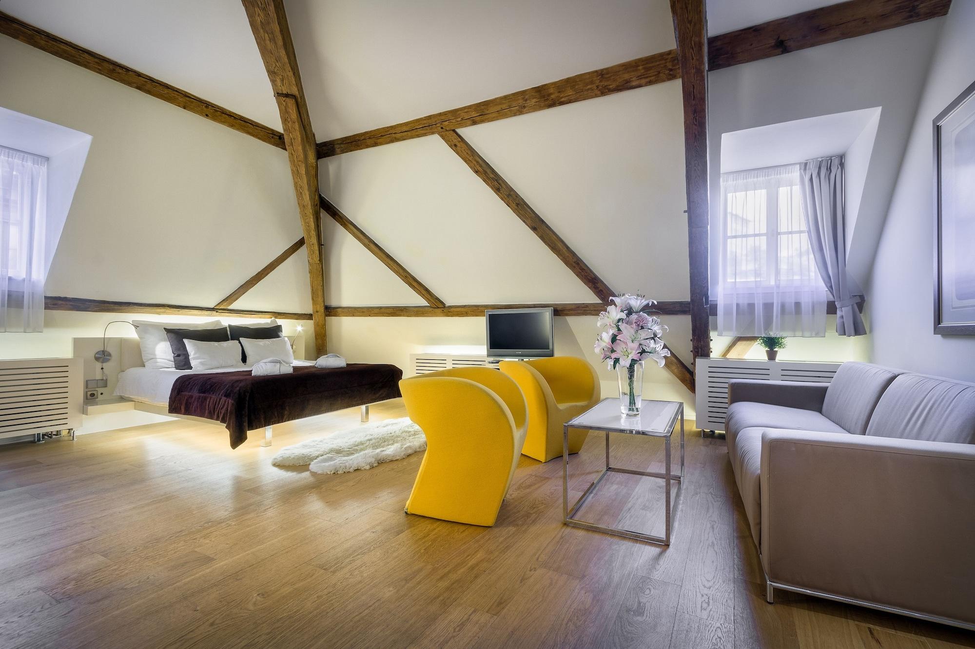 Three Storks Hotel Praha Bagian luar foto