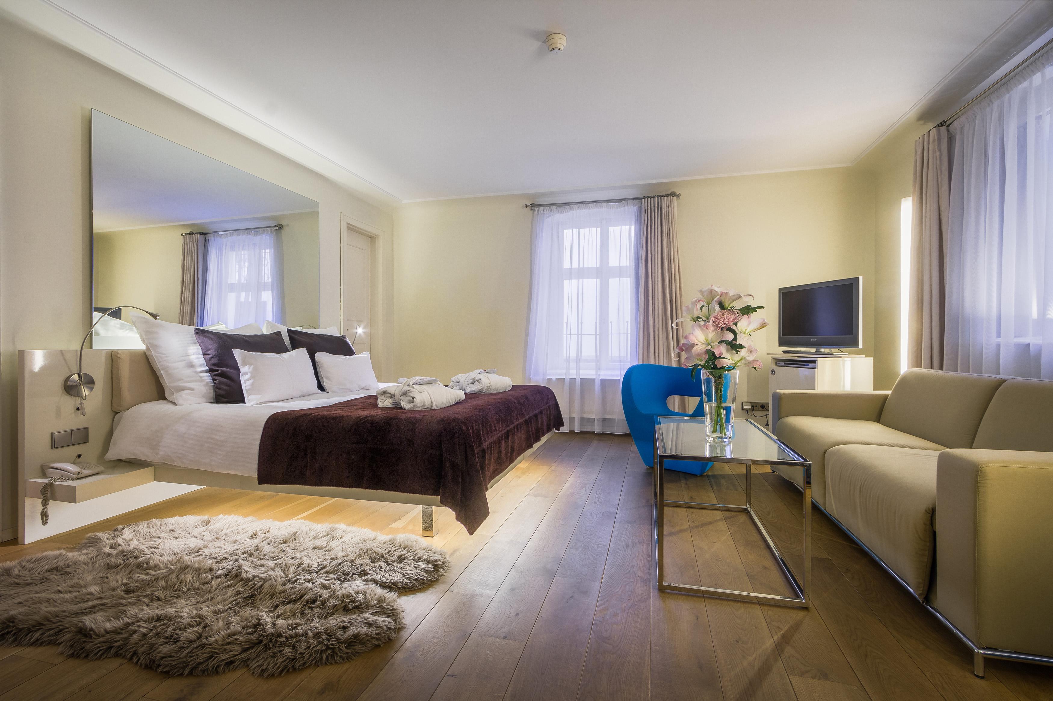 Three Storks Hotel Praha Bagian luar foto Suite