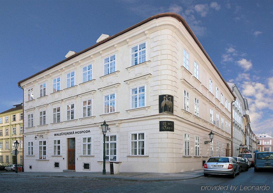 Three Storks Hotel Praha Bagian luar foto The museum building
